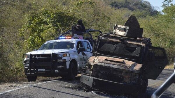 Autoridades mexicanas arrestan a más de una decena de integrantes de facción del Cártel de Sinaloa - Sputnik Mundo