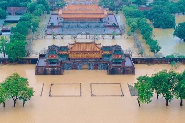 Varias provincias de Vietnam están inundadas: al menos 14 fallecidos y decenas de heridos Varias provincias de Vietnam están inundadas: al menos 14 fallecidos y decenas de heridos - Sputnik Mundo