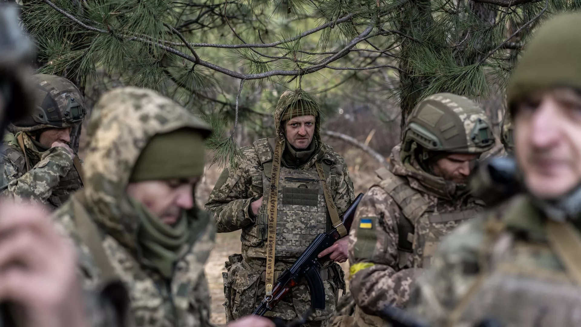 I soldati ucraini si preparano per l'addestramento medico e di trincea, 31 gennaio 2025 - Sputnik World, 1920, 02.11.2025