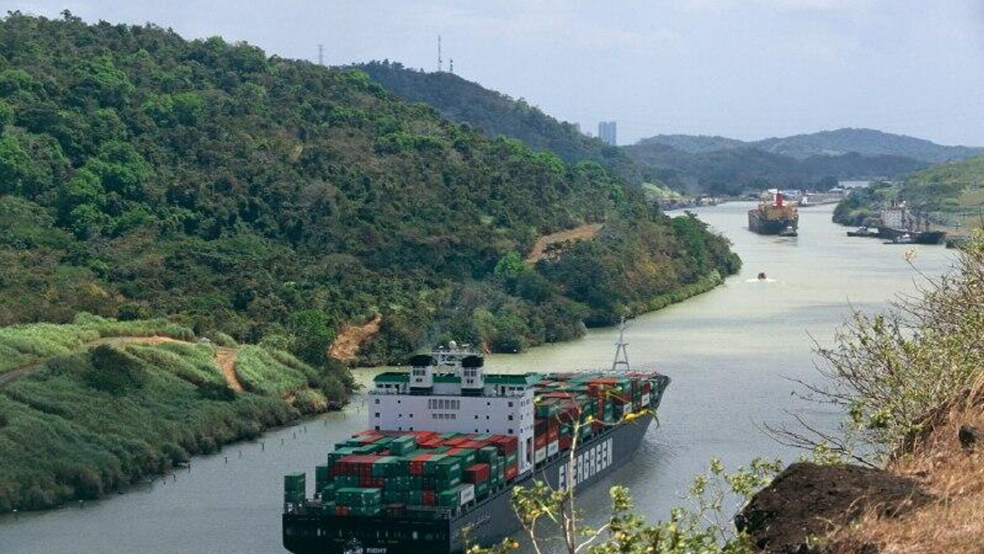 Rusia apoya la protección de la neutralidad del Canal de Panamá Rusia apoya la protección de la neutralidad del Canal de Panamá - Sputnik Mundo, 1920, 03.11.2025