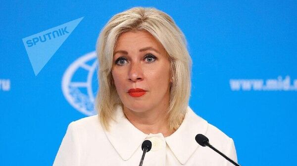 Una perla perdida: la vocera de la Cancillería rusa señala a los culpables de la degradación de Ucrania - Sputnik Mundo