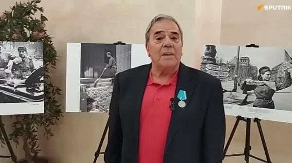 Las fotografías ayudan a no olvidar los horrores del fascismo, señala el director de una compañía teatral en Madrid - Sputnik Mundo