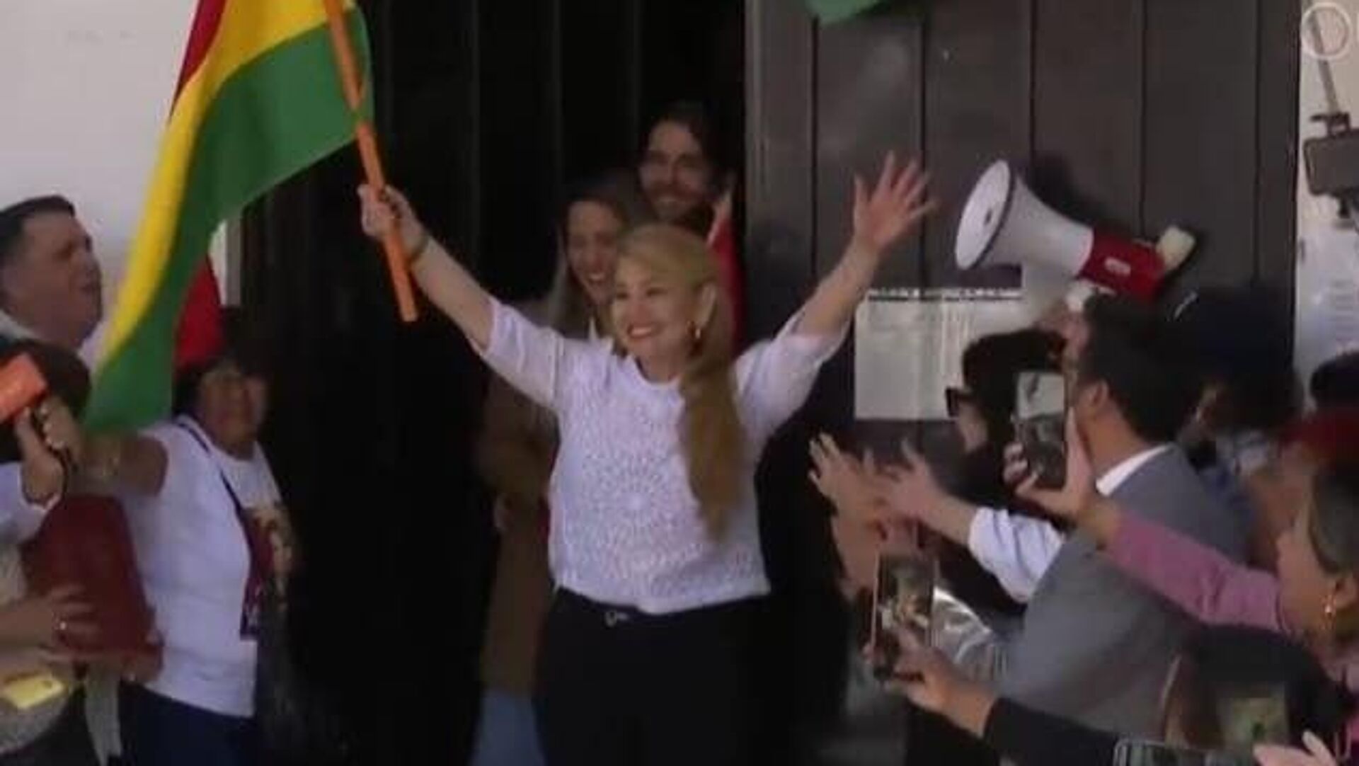 La expresidenta boliviana Jeanine Áñez es liberada tras más de 4 años en prisión La expresidenta boliviana Jeanine Áñez es liberada tras más de 4 años en prisión - Sputnik Mundo, 1920, 06.11.2025