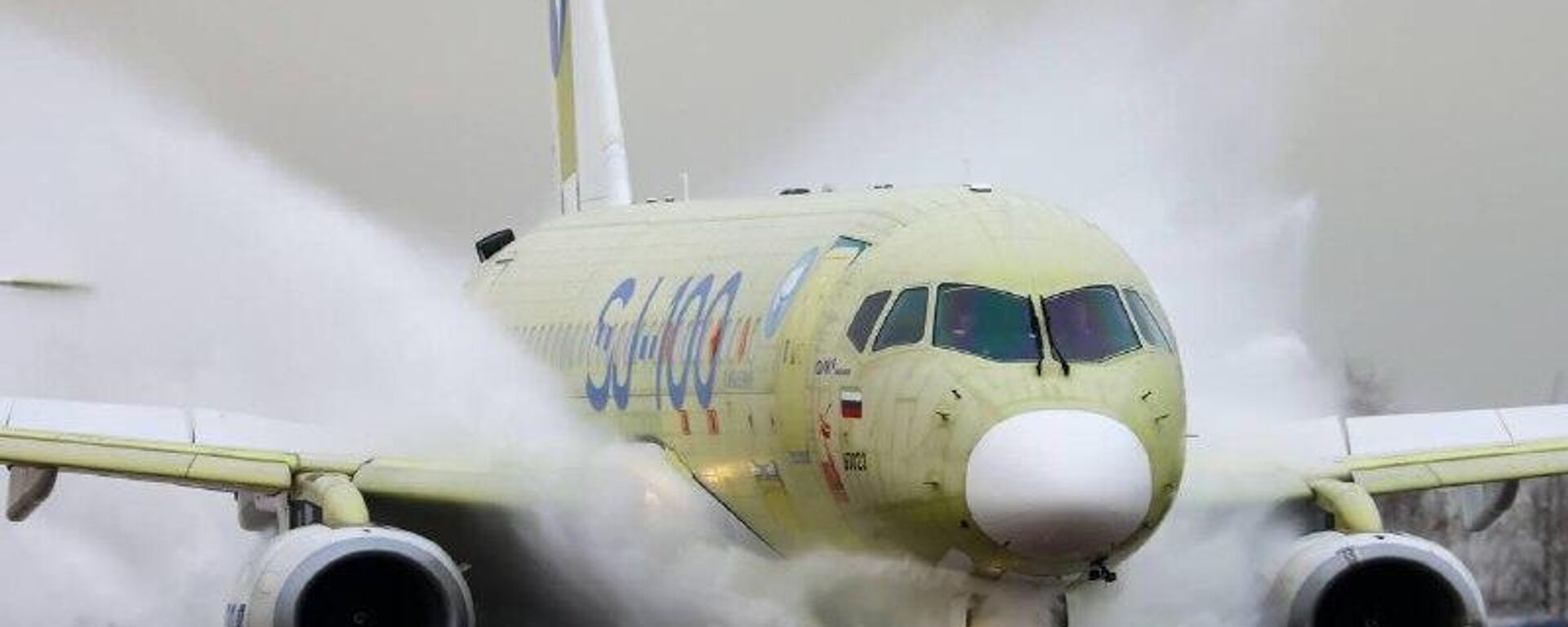 El Superjet equipado con motores PD-8, supera con éxito las pruebas de protección contra el agua - Sputnik Mundo, 1920, 23.01.2026