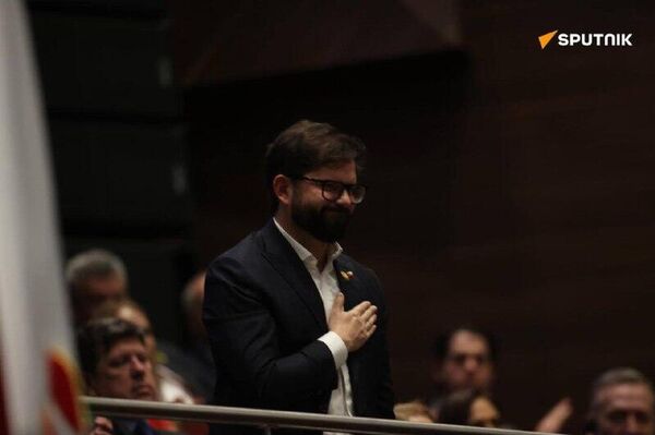 Al menos 45 dignatarios internacionales, entre ellos el mandatario argentino, Javier Milei, y el presidente paraguayo, Santiago Peña, asistieron al evento - Sputnik Mundo