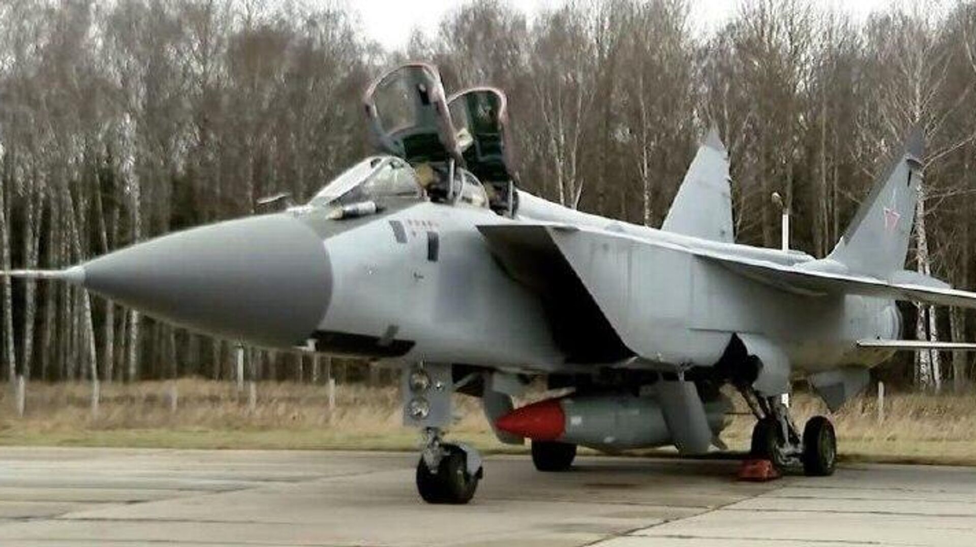 Las Fuerzas Aeroespaciales de Rusia arrasan con misiles Kinzhal el centro principal de inteligencia radioelectrónica ucraniana, reporta el FSB - Sputnik Mundo, 1920, 11.11.2025