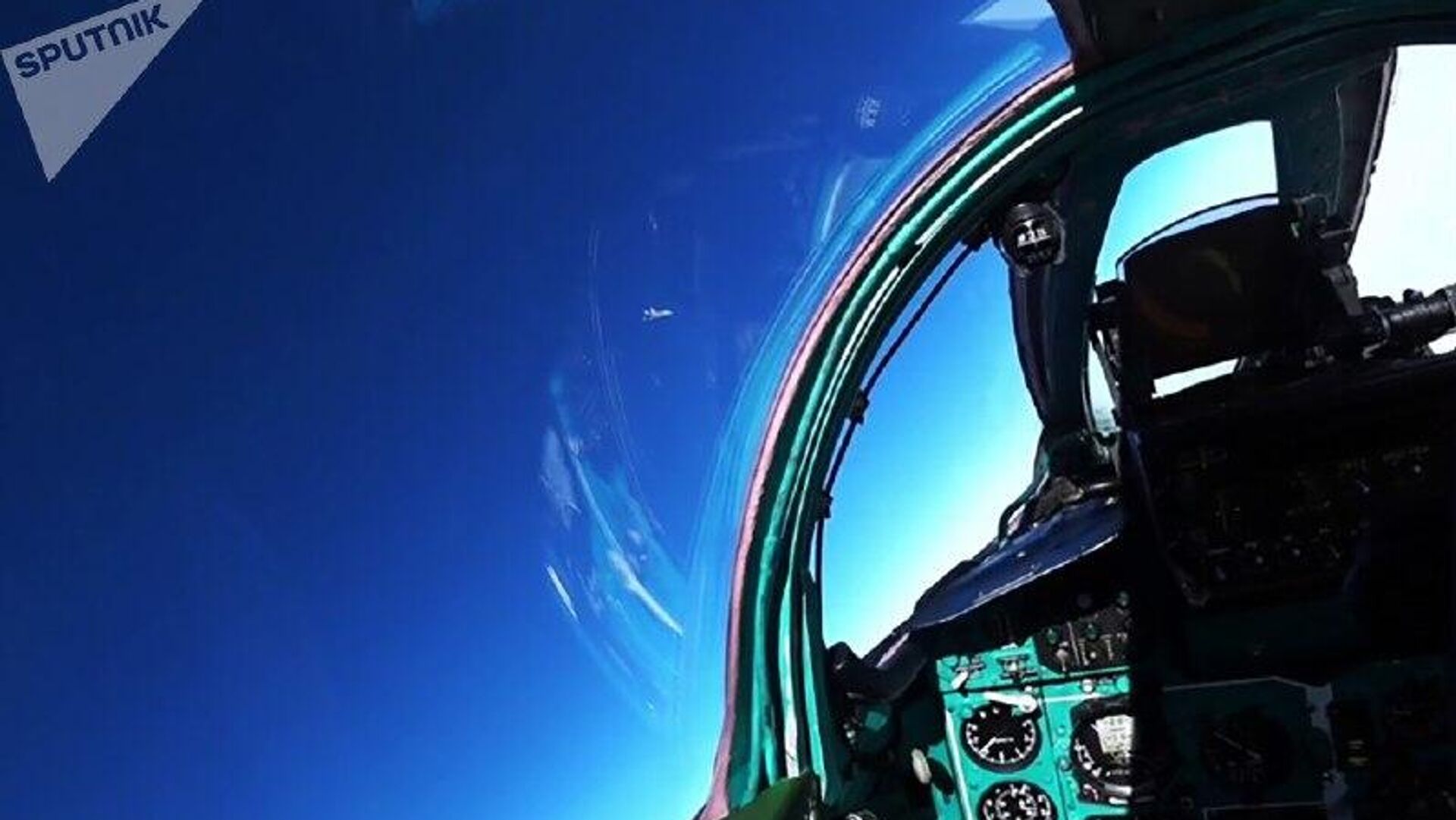 Los ucranianos no podrían organizar por su cuenta una operación como el secuestro frustrado del caza ruso MiG-31, opina un experto Los ucranianos no podrían organizar por su cuenta una operación como el secuestro frustrado del caza ruso MiG-31, opina un experto - Sputnik Mundo, 1920, 11.11.2025