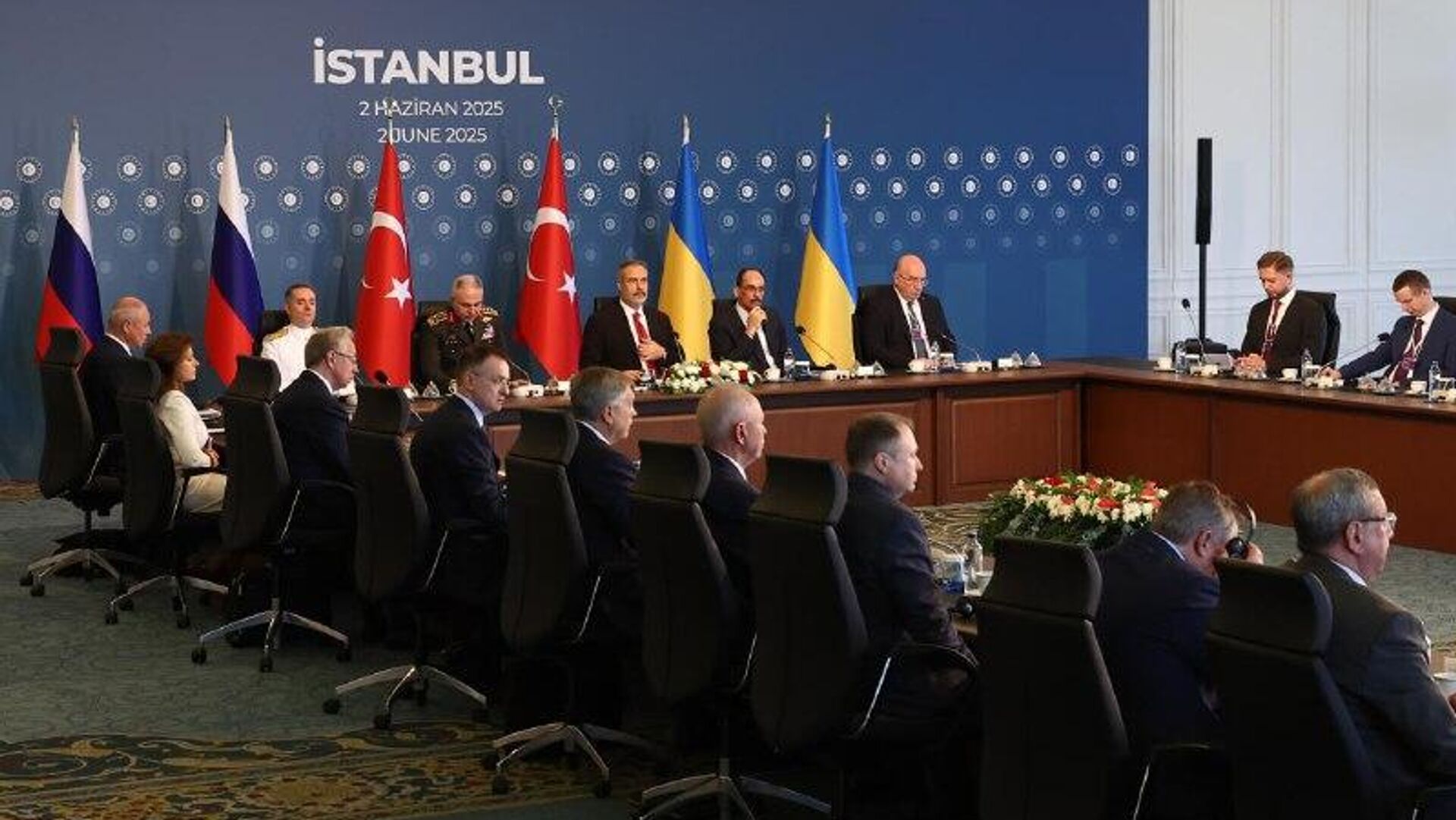 La suspensión de negociaciones ruso-ucranianas evidencia que Kiev no tiene intención de lograr la paz, aseguran desde la Cancillería rusa La suspensión de negociaciones ruso-ucranianas evidencia que Kiev no tiene intención de lograr la paz, aseguran desde la Cancillería rusa - Sputnik Mundo, 1920, 12.11.2025