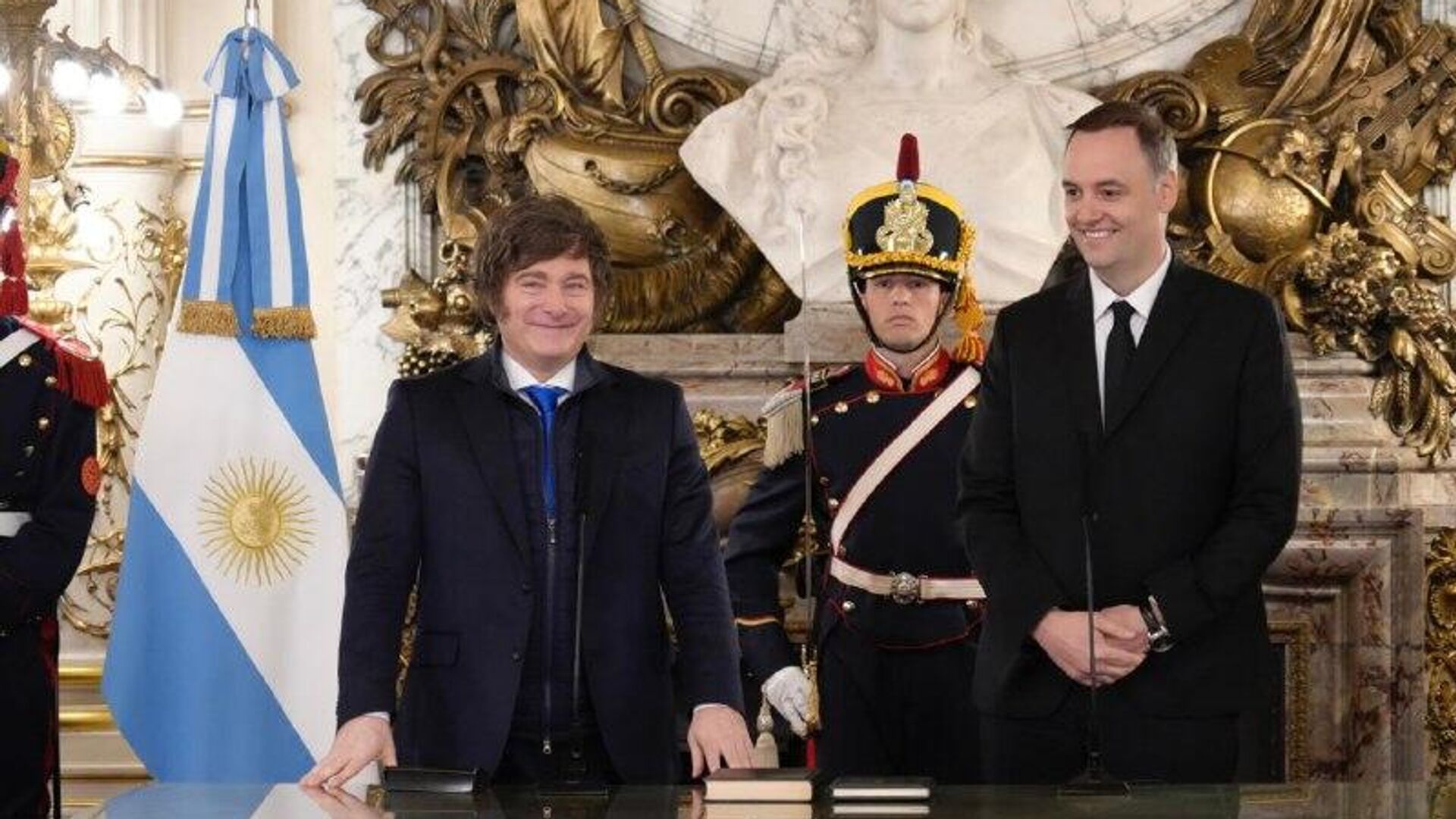 🪙 El FMI exhorta a Argentina a acelerar la acumulación de reservas internacionales 🪙 El FMI exhorta a Argentina a acelerar la acumulación de reservas internacionales - Sputnik Mundo, 1920, 14.11.2025