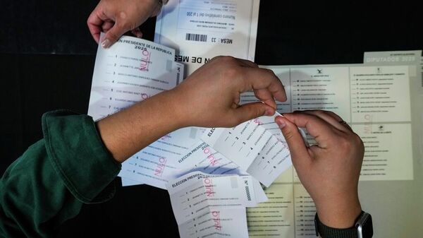 Preparativos para las elecciones presidenciales en Chile - Sputnik Mundo