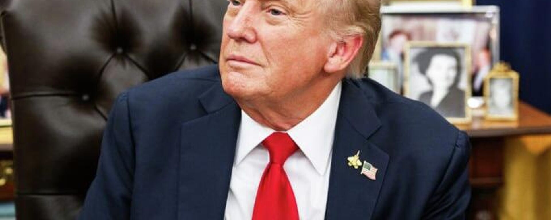 Trump adelanta que presentará una demanda en contra de la 'BBC' - Sputnik Mundo, 1920, 15.11.2025