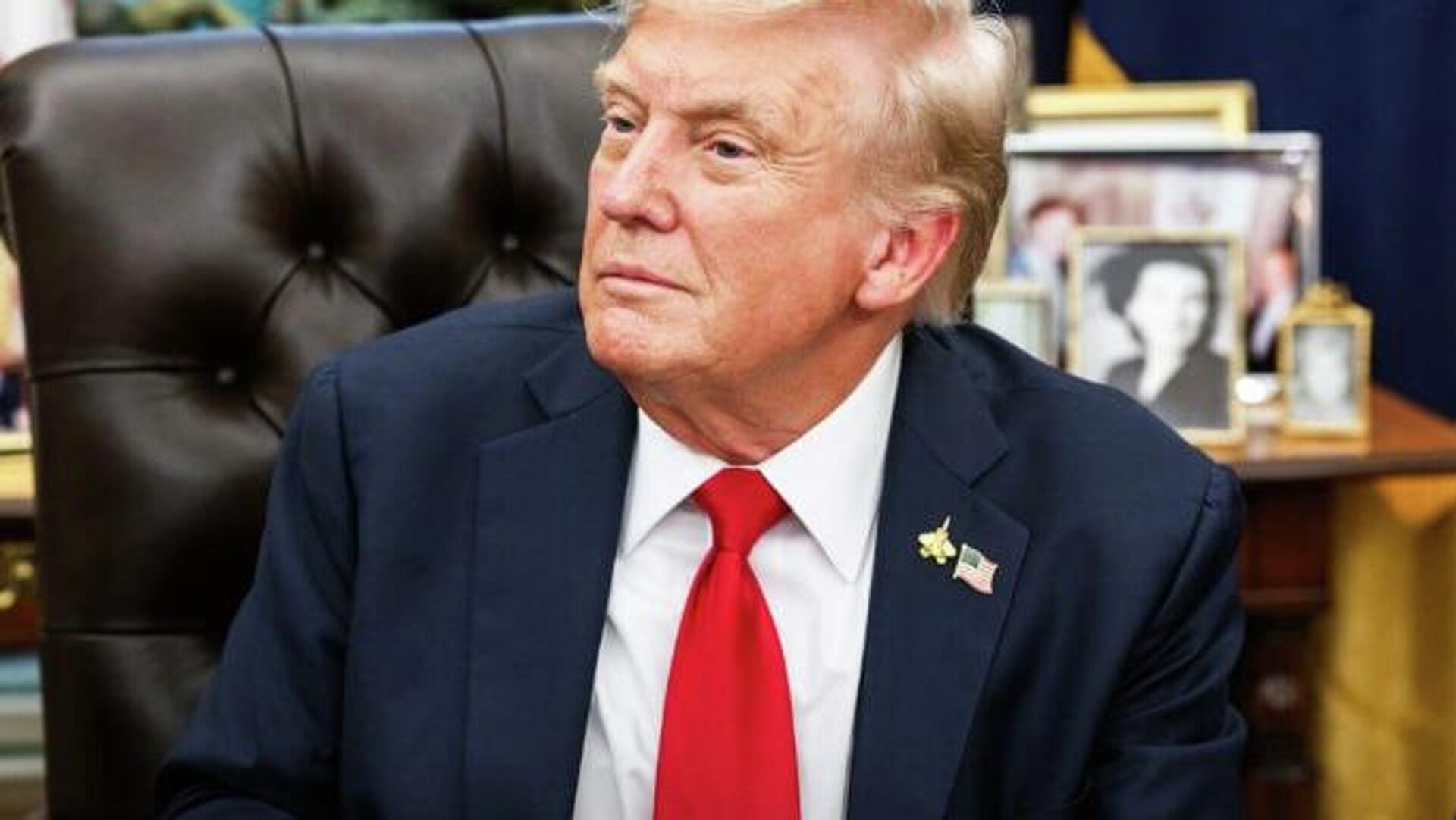 Trump adelanta que presentará una demanda en contra de la 'BBC' Trump adelanta que presentará una demanda en contra de la 'BBC' - Sputnik Mundo, 1920, 15.11.2025