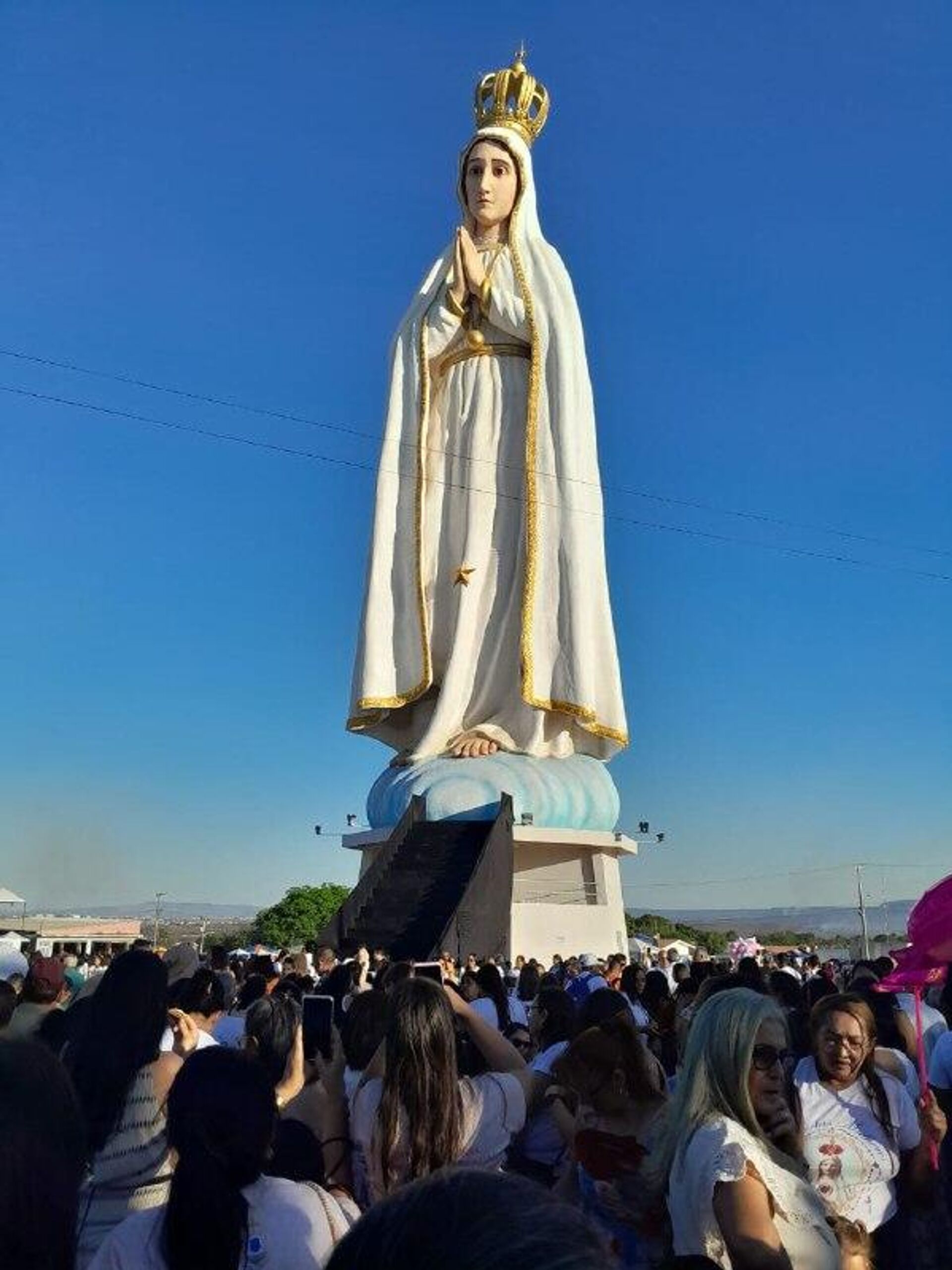Inauguran en Brasil la escultura de la Virgen de Fátima más grande del mundo Inauguran en Brasil la escultura de la Virgen de Fátima más grande del mundo - Sputnik Mundo, 1920, 15.11.2025