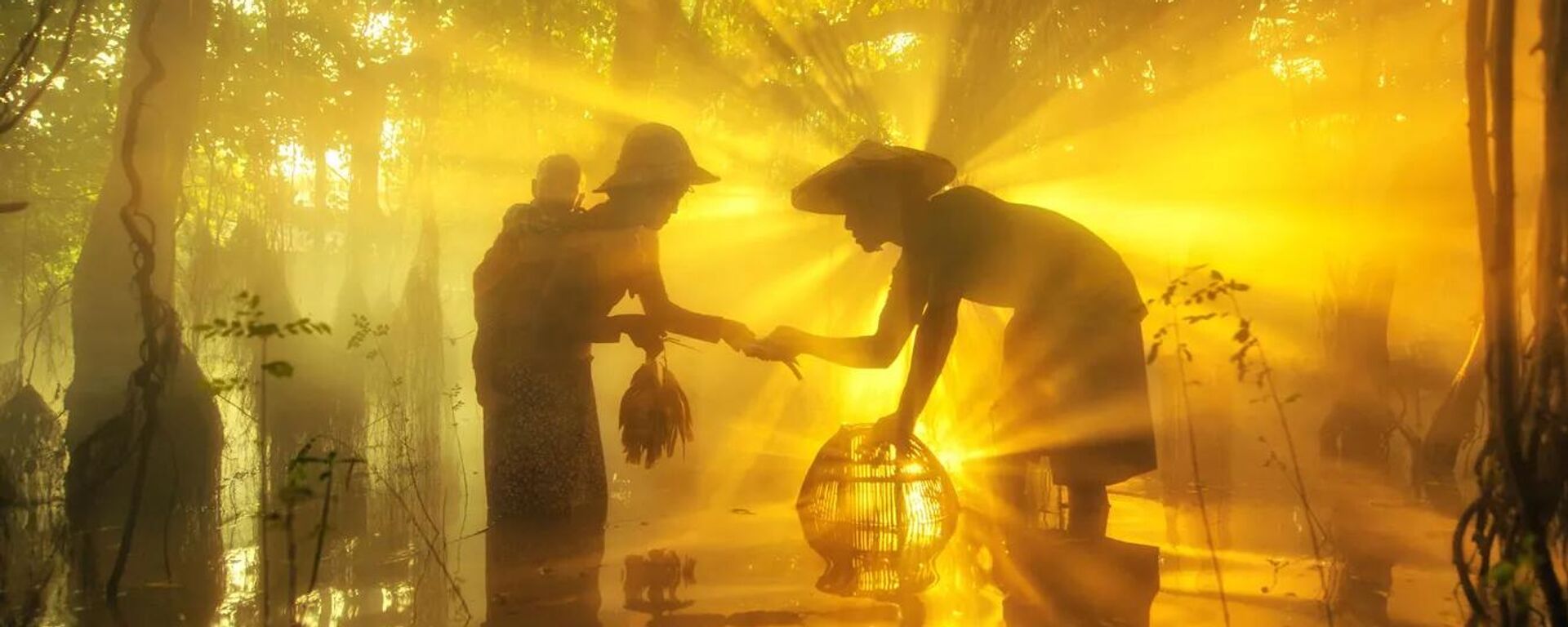 La obra Familia de pescadores realizada por un fotógrafo Nyein Nyein Htwe de Myanmar.
Ganador de la categoría Retrato: un héroe de nuestro tiempo. La obra Familia de pescadores realizada por un fotógrafo Nyein Nyein Htwe de Myanmar.
Ganador de la categoría Retrato: un héroe de nuestro tiempo. - Sputnik Mundo, 1920, 18.11.2025