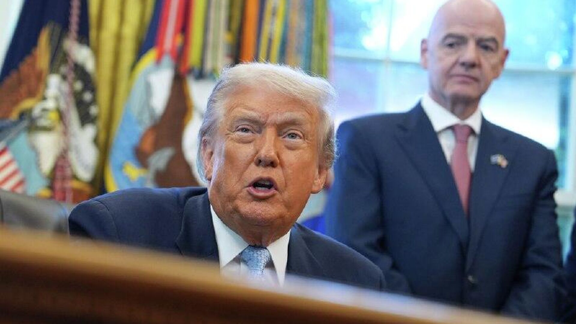 El presidente de Estados Unidos, Donald Trump, dijo que podría sostener una conversación con su par venezolano, Nicolás Maduro, esto derivado de la escalada de tensiones en el Caribe El presidente de Estados Unidos, Donald Trump, dijo que podría sostener una conversación con su par venezolano, Nicolás Maduro, esto derivado de la escalada de tensiones en el Caribe - Sputnik Mundo, 1920, 15.12.2025