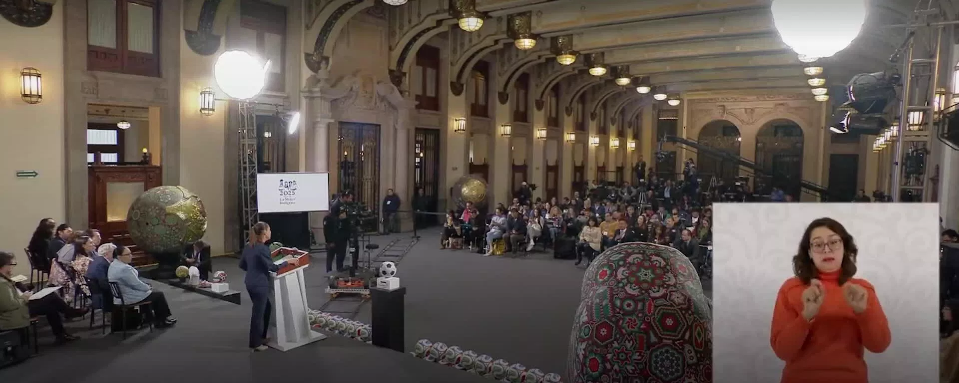 Sheinbaum responde otra vez a comentarios de Trump sobre ataques en México Sheinbaum responde otra vez a comentarios de Trump sobre ataques en México - Sputnik Mundo, 1920, 18.11.2025