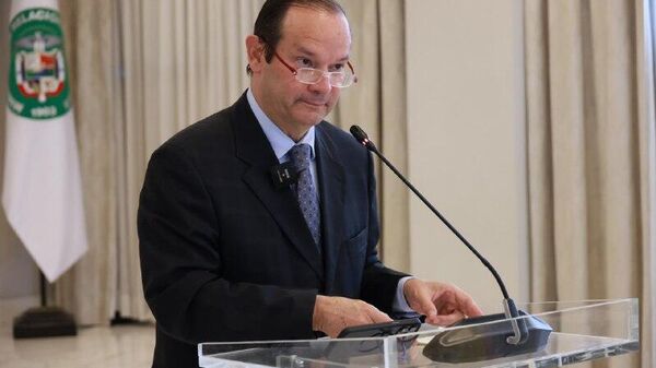 Panamá espera salir de lista negra de la UE con reformas fiscales - Sputnik Mundo