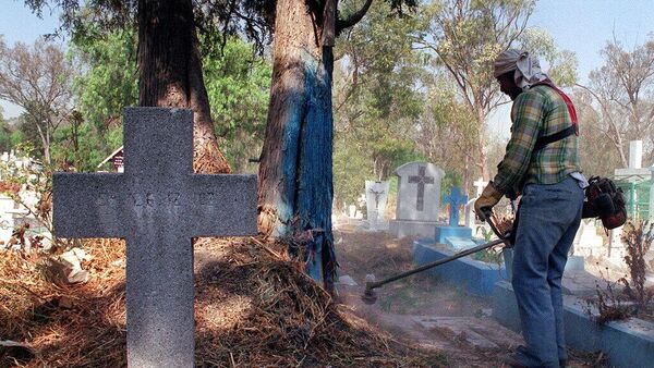 El Panteón Civil de Dolores, en la Ciudad de México - Sputnik Mundo