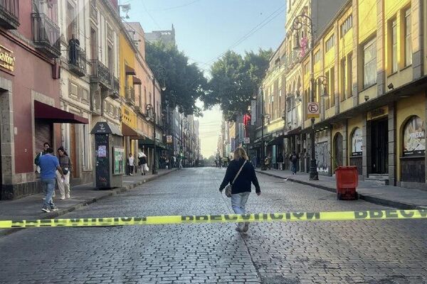 🪖 Cierran las calles aledañas al Zócalo de la CDMX por desfile militar y la segunda marcha de la Generación Z - Sputnik Mundo