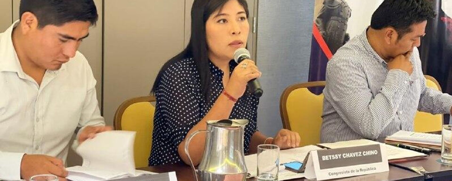 ‍ El peligro de fuga es palpable: Justicia de Perú ordena la captura de la expremier Betssy Chávez - Sputnik Mundo, 1920, 21.11.2025