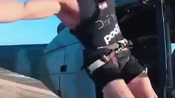 Un libanés establece un récord mundial Guinness en el aire - Sputnik Mundo