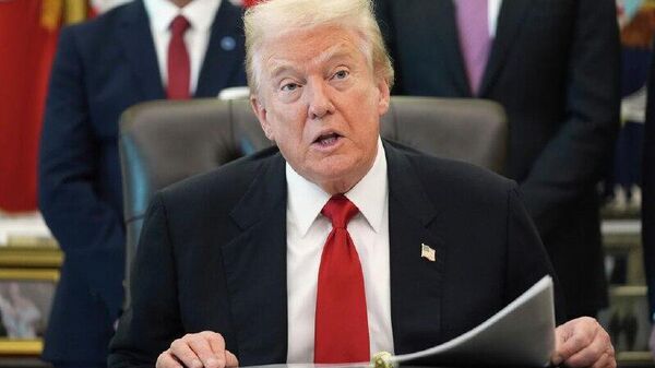 Kiev mostró cero gratitud por los esfuerzos de EEUU en la resolución del conflicto, arremete Donald Trump - Sputnik Mundo