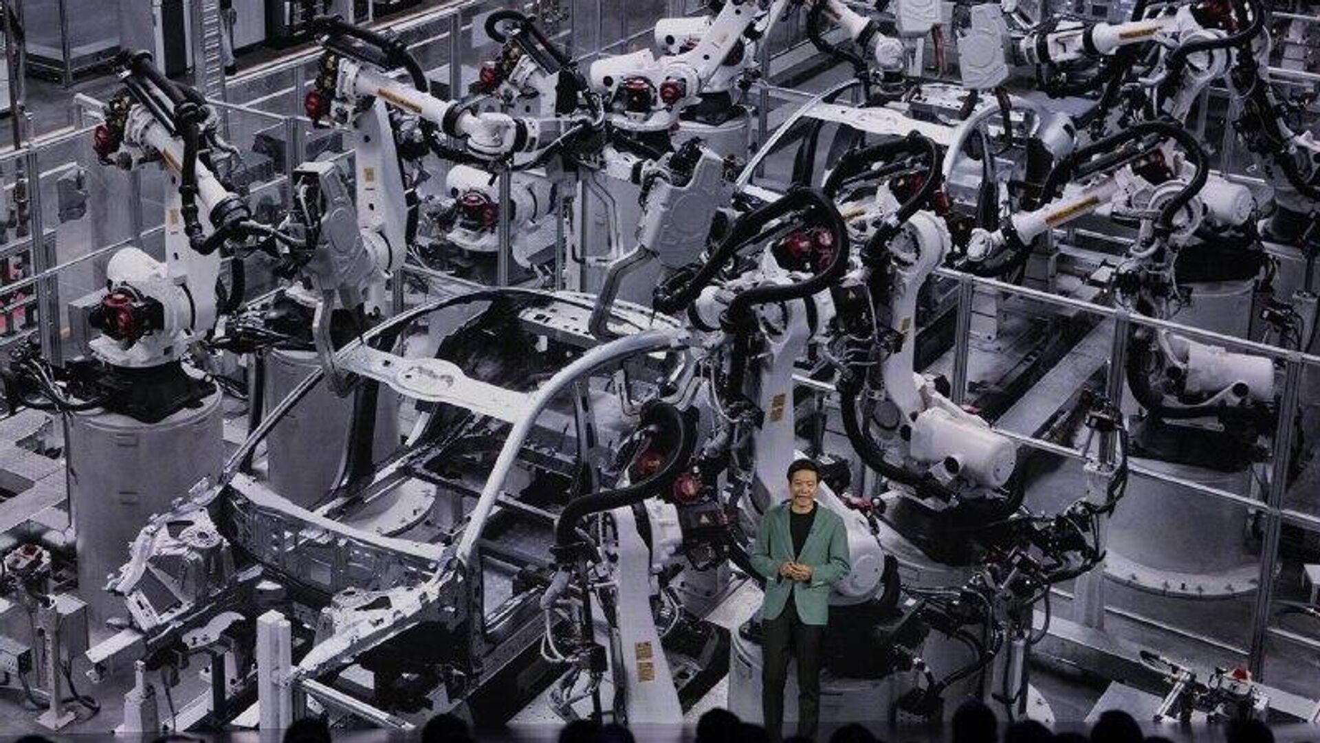¿Por qué las empresas globales voltean la mirada al mercado automotriz de China? ¿Por qué las empresas globales voltean la mirada al mercado automotriz de China? - Sputnik Mundo, 1920, 24.11.2025
