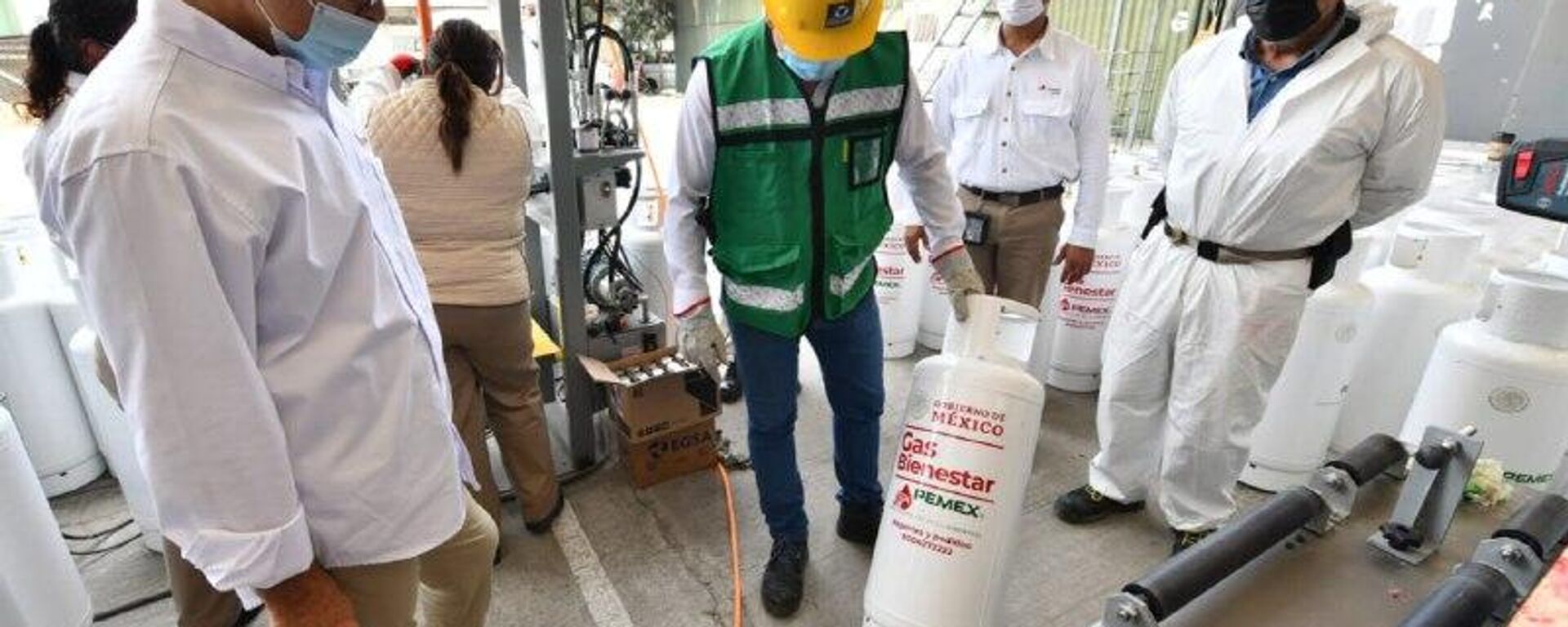 Producción de gas licuado en México alcanza su nivel más bajo en 15 años, según medio - Sputnik Mundo, 1920, 25.11.2025