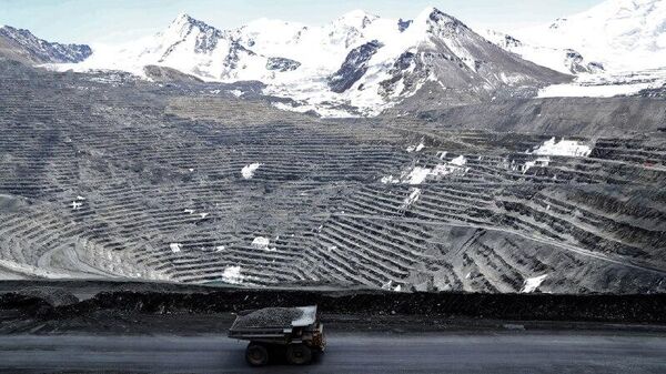 Rusia duplica a EEUU en el valor de sus recursos naturales, estima el jefe de la empresa Rosneft - Sputnik Mundo