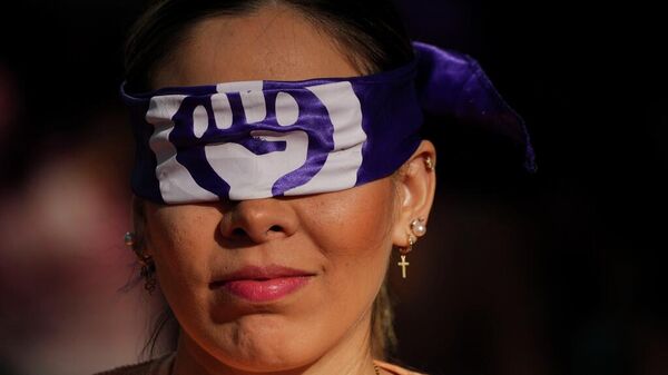 La violencia contra las mujeres aún es latente en México. - Sputnik Mundo