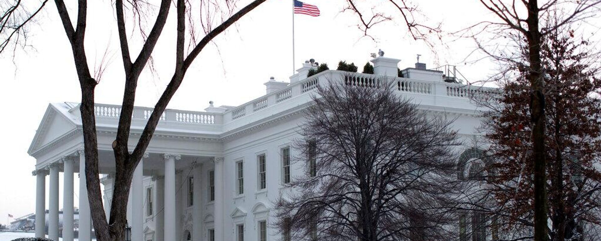La fachada de la Casa Blanca. La fachada de la Casa Blanca. - Sputnik Mundo, 1920, 06.12.2025