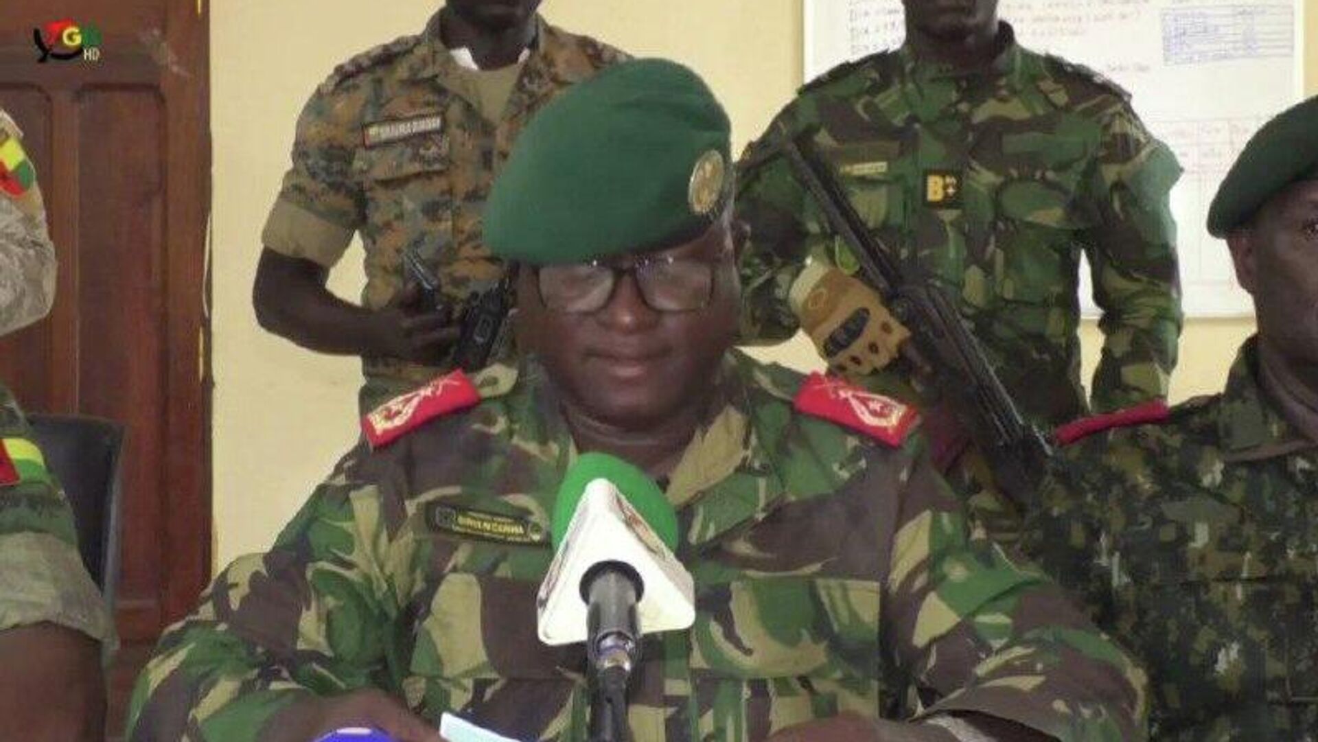 🪖 Las FFAA de Guinea-Bisáu anuncian que controlan completamente el país 🪖 Las FFAA de Guinea-Bisáu anuncian que controlan completamente el país - Sputnik Mundo, 1920, 26.11.2025