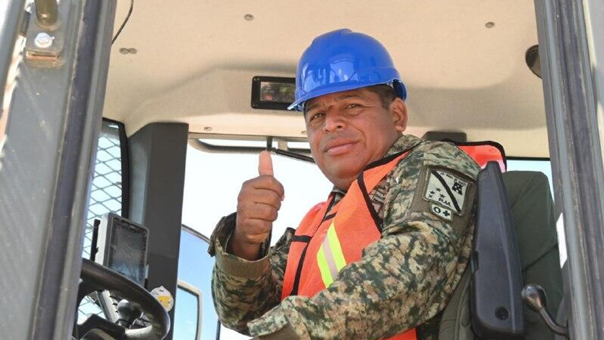 Banobras prevé que México necesitará inversiones adicionales para infraestructura Banobras prevé que México necesitará inversiones adicionales para infraestructura - Sputnik Mundo, 1920, 27.11.2025