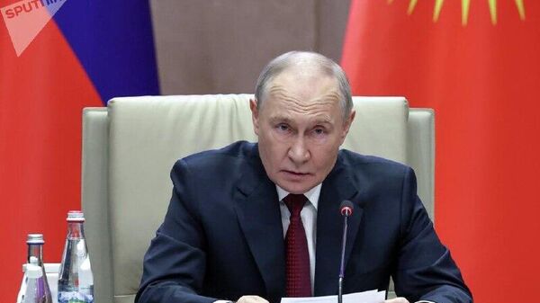 Putin propone equipar a fuerzas de la OTSC con armas rusas avanzadas - Sputnik Mundo