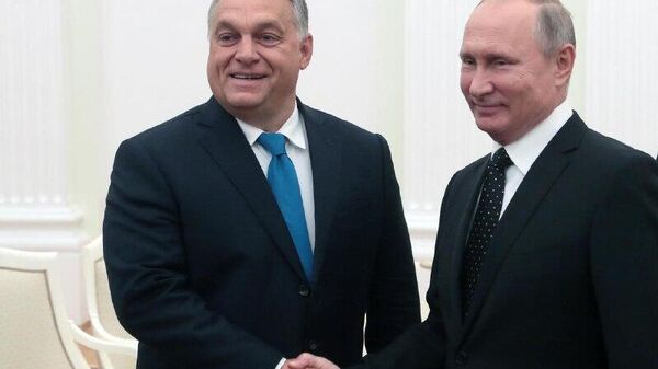 El primer ministro de Hungría viaja a Moscú para reunirse con el presidente Putin - Sputnik Mundo