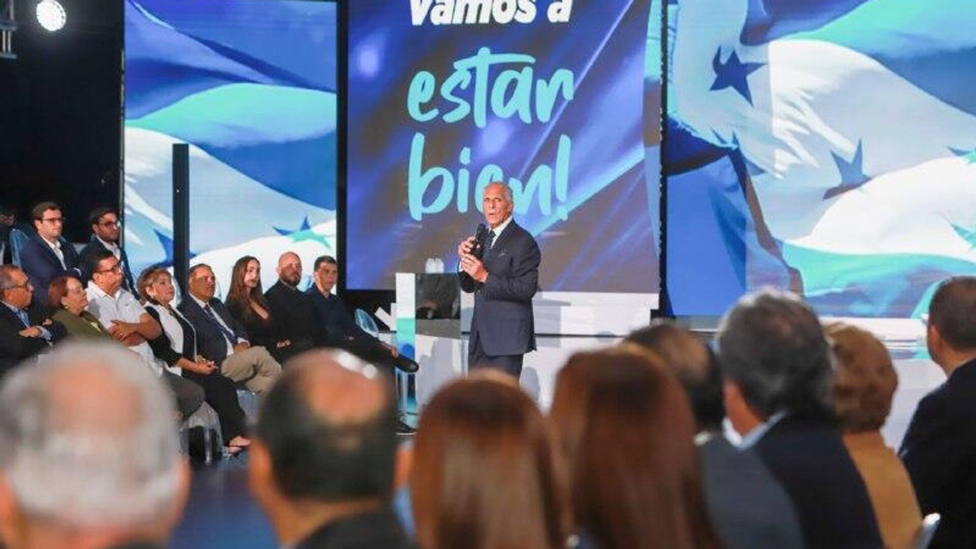 Trump condiciona la ayuda a Honduras al triunfo de Nasry Asfura en las elecciones presidenciales Trump condiciona la ayuda a Honduras al triunfo de Nasry Asfura en las elecciones presidenciales - Sputnik Mundo, 1920, 28.11.2025