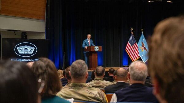 🪖 Hegseth defiende de nueva cuenta las acciones militares de EEUU en el Caribe - Sputnik Mundo