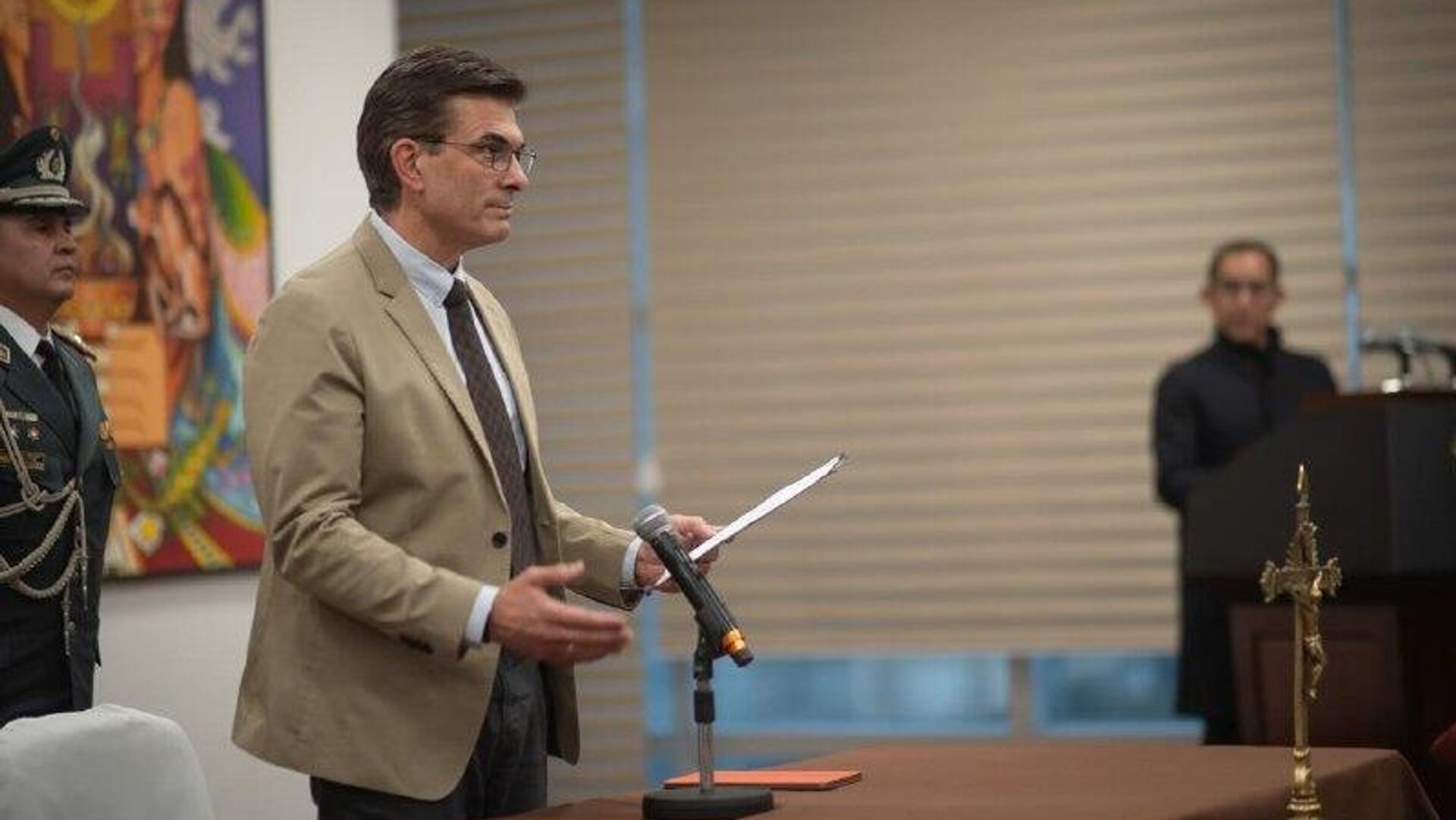 Gobierno de Paz nombra al nuevo comandante interino de la Policía Boliviana Gobierno de Paz nombra al nuevo comandante interino de la Policía Boliviana - Sputnik Mundo, 1920, 29.11.2025