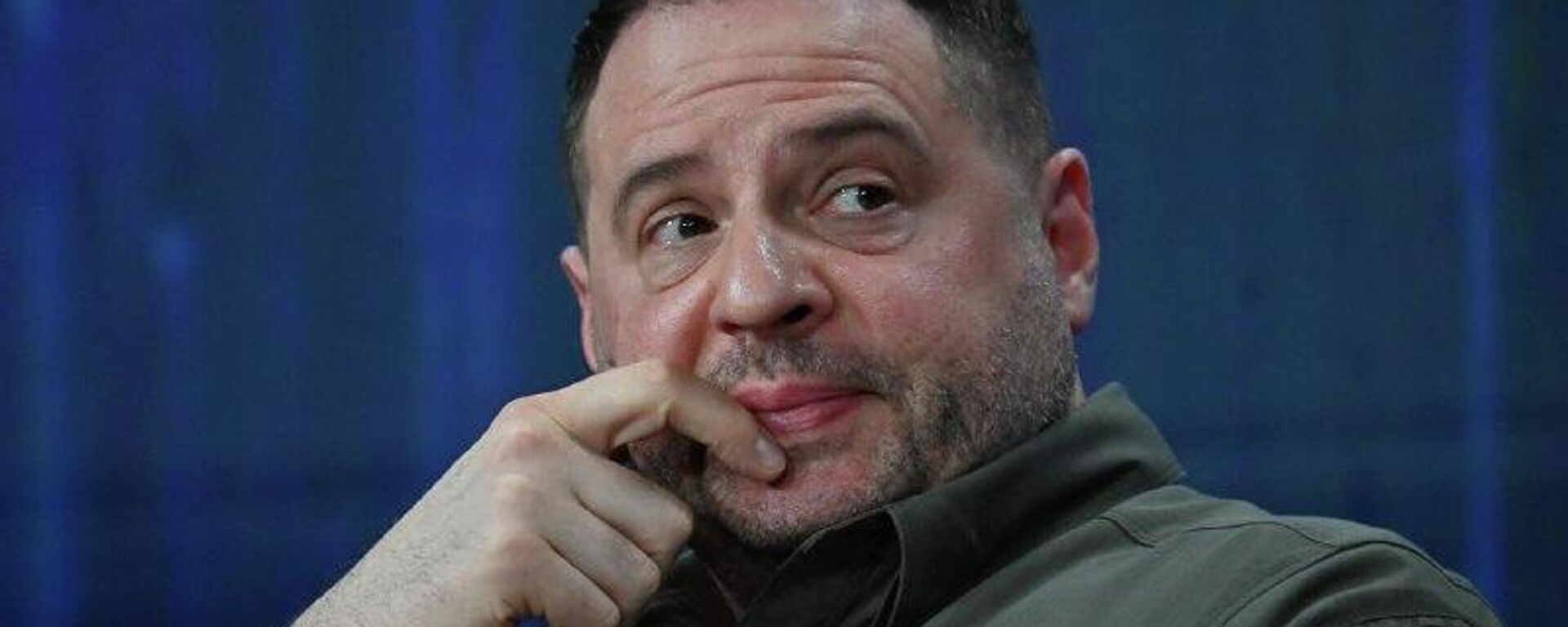 🪖 El destituido jefe de la oficina de Zelenski anuncia su partida al frente, reportan medios 🪖 El destituido jefe de la oficina de Zelenski anuncia su partida al frente, reportan medios - Sputnik Mundo, 1920, 29.11.2025