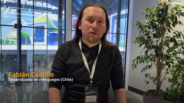 Me sorprende la escala del evento: desarrollador chileno resalta el potencial del foro de Videojuegos celebrado en Moscú - Sputnik Mundo