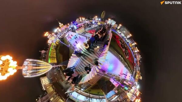 'Canción de hielo y fuego': inauguran en Moscú una impresionante pista de hielo de 20 - Sputnik Mundo