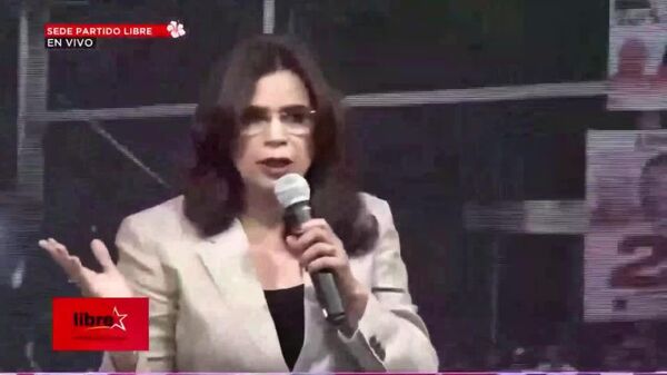 Candidata oficialista de Honduras denuncia acciones injerencistas tras respaldo de Trump a Nasry Asfura - Sputnik Mundo