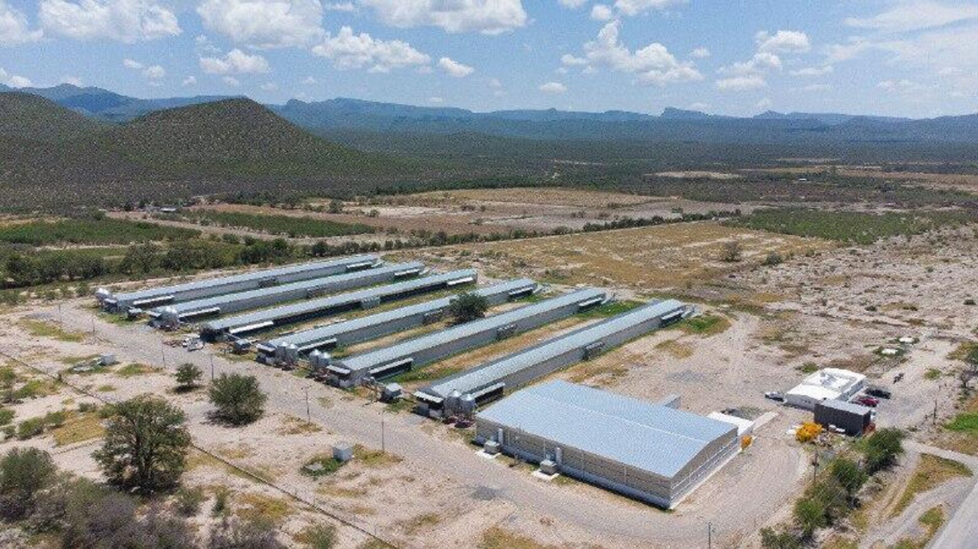 🪡 Monterrey tiene una fuerte manufactura para EEUU, pero el costo es una alta contaminación 🪡 Monterrey tiene una fuerte manufactura para EEUU, pero el costo es una alta contaminación - Sputnik Mundo, 1920, 03.12.2025