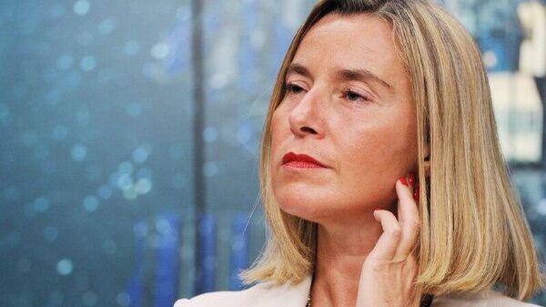 La detención de Mogherini ilustra lo lejos que está Bruselas de los llamados valores y estándares europeos, según un experto - Sputnik Mundo