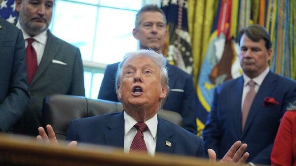 Zelenski tiene muchas cosas en su contra ahora mismo, asevera Trump - Sputnik Mundo