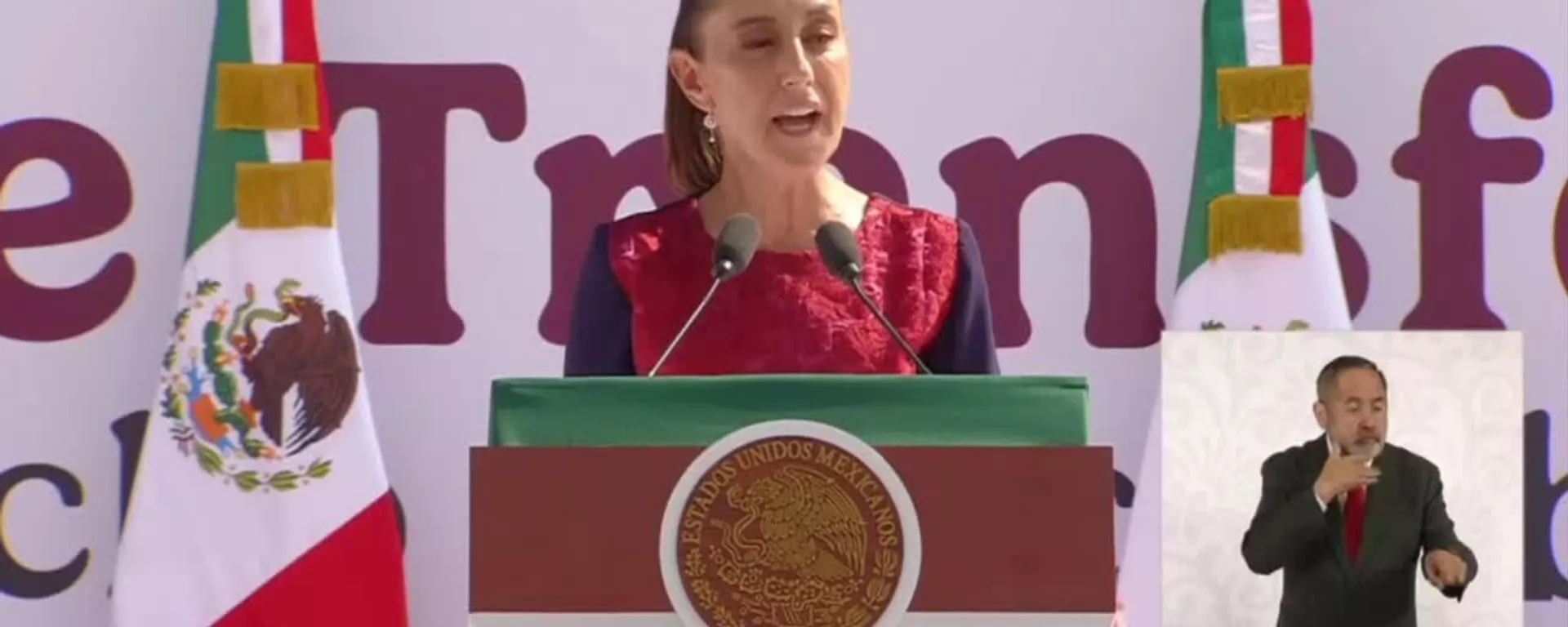 Sheinbaum defiende el modelo económico de su Gobierno: Lo que recaudó México es lo que Argentina está pidiendo a EEUU - Sputnik Mundo, 1920, 06.12.2025
