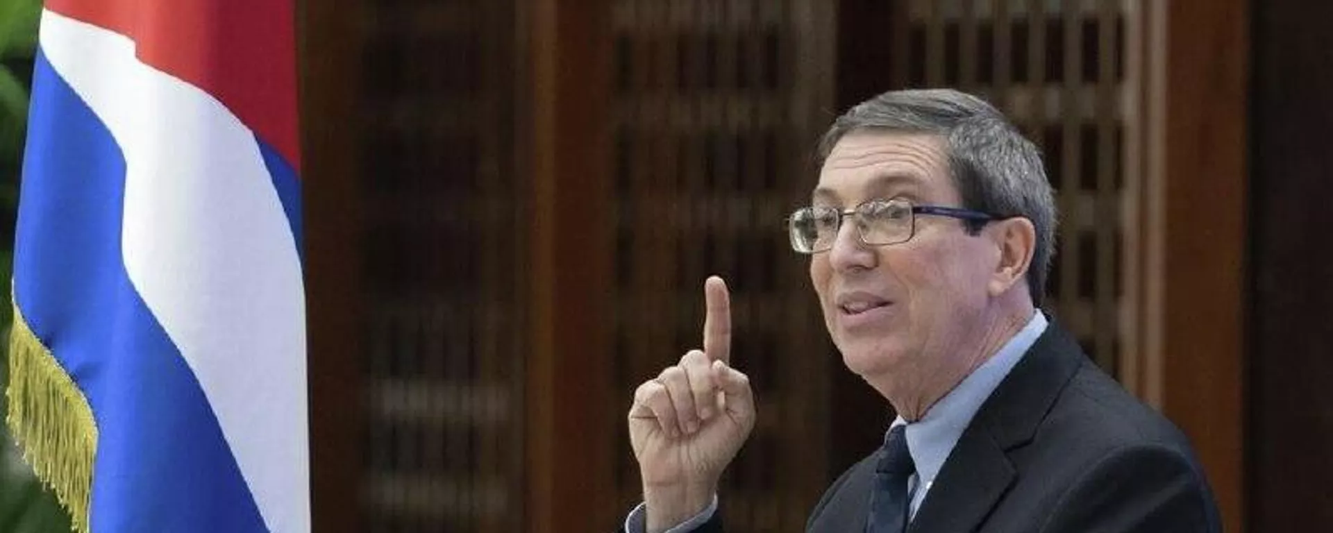 Cuba tilda de farsa el combate al narcotráfico de EEUU tras indulto al expresidente hondureño Hernández Cuba tilda de farsa el combate al narcotráfico de EEUU tras indulto al expresidente hondureño Hernández - Sputnik Mundo, 1920, 06.12.2025