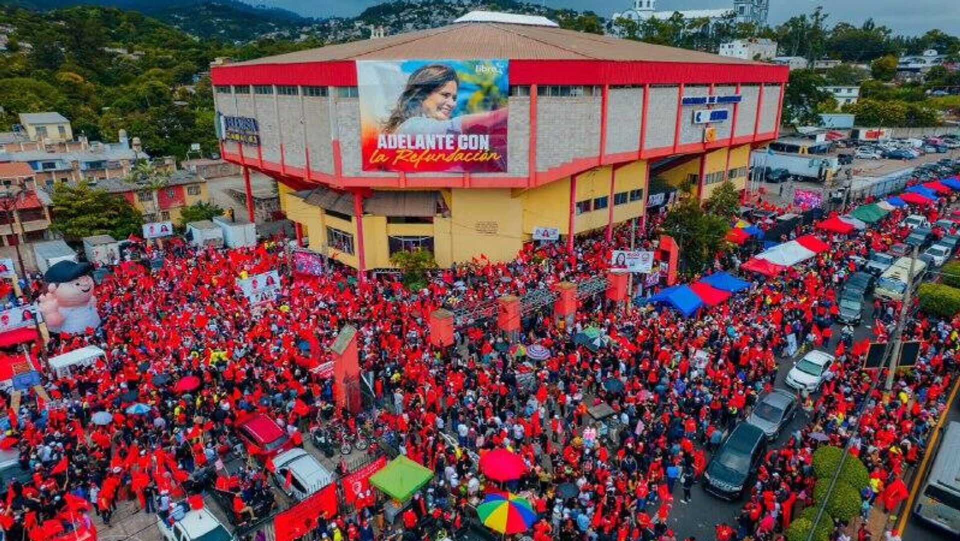 El partido Libre en Honduras solicita que se nulifique el escrutinio de las elecciones El partido Libre en Honduras solicita que se nulifique el escrutinio de las elecciones - Sputnik Mundo, 1920, 07.12.2025