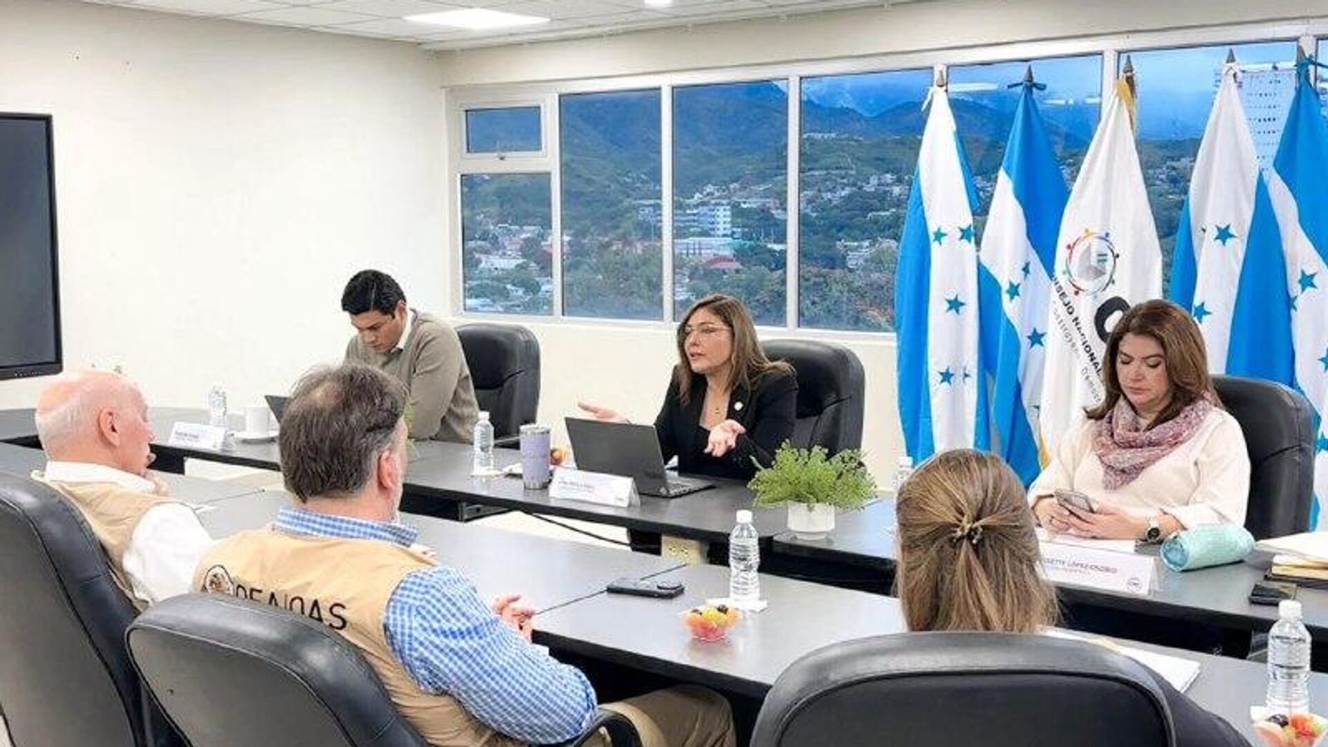 La autoridad electoral de Honduras atribuye a problemas técnicos las fallas en el escrutinio de los votos La autoridad electoral de Honduras atribuye a problemas técnicos las fallas en el escrutinio de los votos - Sputnik Mundo, 1920, 07.12.2025