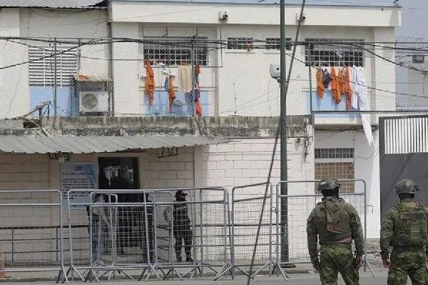 Explosión cerca de una cárcel de Ecuador dejó al menos nueve muertos, según medios - Sputnik Mundo